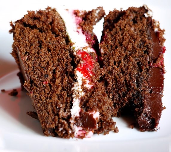 Chocolate Strawberry Cake